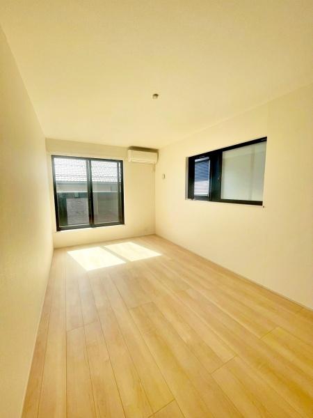 �����s�����q�s���쒬�̒��È�ˌ��Ă̗m��