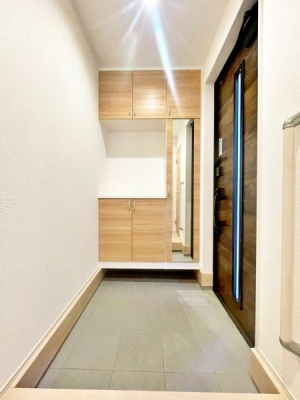 �����s�����q�s���쒬�̒��È�ˌ��Ă̌���