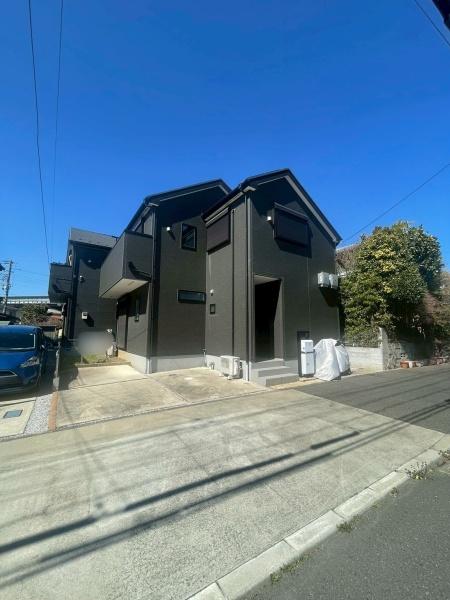 �����s�����q�s���쒬�̒��È�ˌ��Ă̒��ԏ�