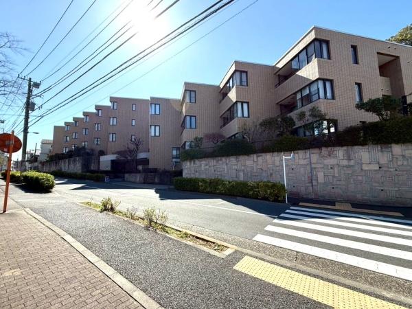 �����s�����]�Óc3���ڂ̒��Ã}���V�����̌��n�O�ώʐ^