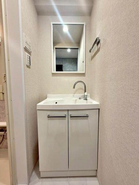 �����s�V�h�搼�V�h4���ڂ̒��Ã}���V�����̐��ʑ�E���ʏ�