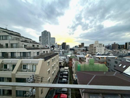 �����s�����V��1���ڂ̒��Ã}���V�����̏Z�˂���̒��]�ʐ^