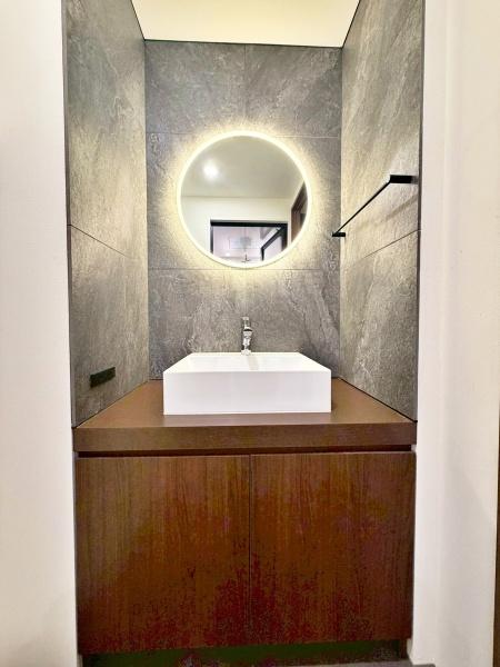 �����s�V�h�搼����c3���ڂ̒��Ã}���V�����̐��ʑ�E���ʏ�