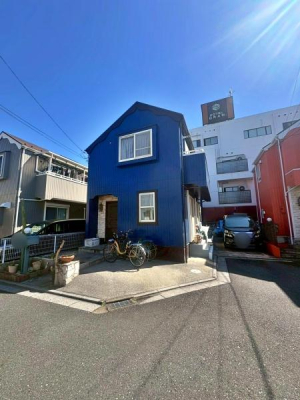 �����s�����s���n��3���ڂ̒��È�ˌ��Ă̒��ԏ�