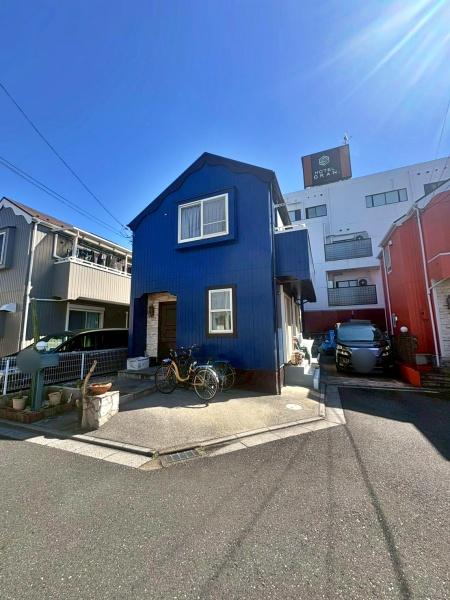 �����s�����s���n��3���ڂ̒��È�ˌ��Ă̒��ԏ�