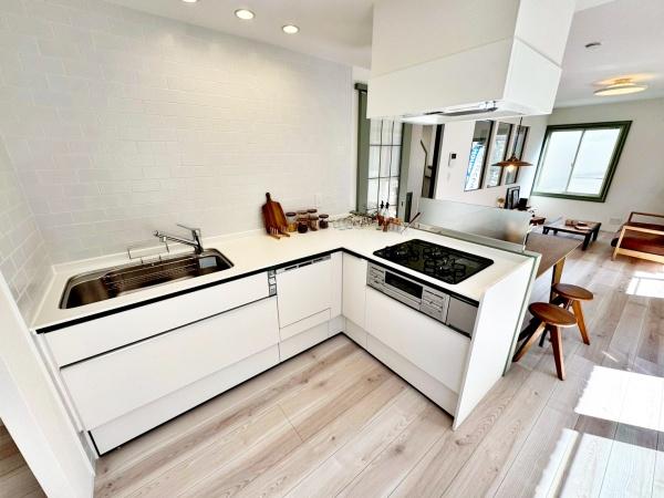 �����s�����s���n��3���ڂ̒��È�ˌ��ẴL�b�`��