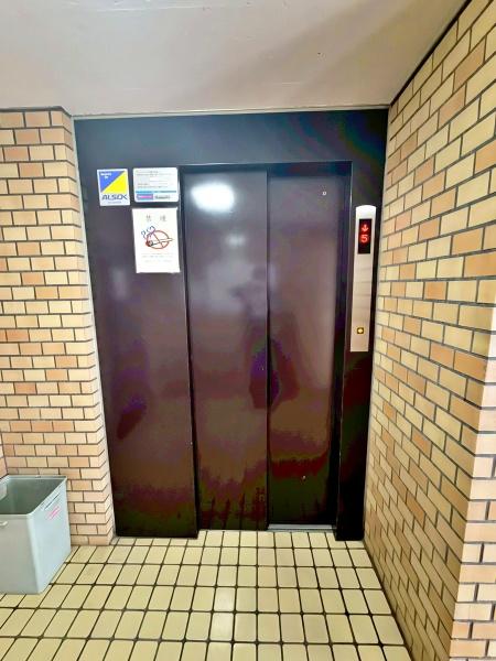 �����s���c�J���k��4���ڂ̒��Ã}���V�����̃G���g�����X