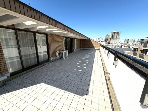 �����s�V�h��쒬�̒��Ã}���V�����̃o���R�j�[