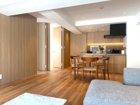 �����s�V�h��쒬�̒��Ã}���V�����̃��r���O