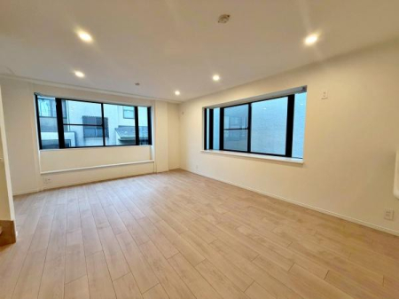 �����s���c�J���1���ڂ̒��È�ˌ��Ẵ��r���O