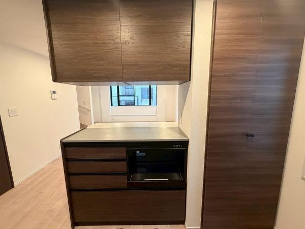 �����s���c�J���1���ڂ̒��È�ˌ��ẴL�b�`��