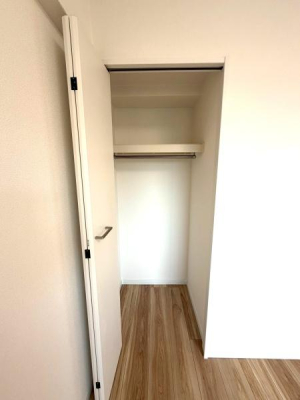 �����s������s���쒬4���ڂ̒��Ã}���V�����̎��[