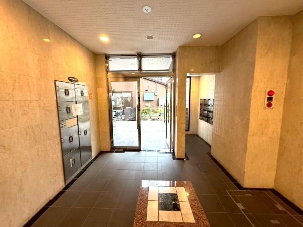 �����s�V�h�捂�c�n��3���ڂ̒��Ã}���V�����̃G���g�����X