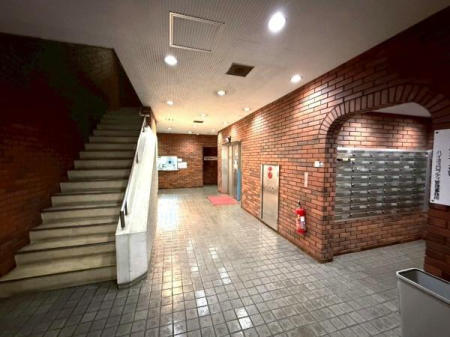 �����s�V�h�搼�V�h4���ڂ̒��Ã}���V�����̃G���g�����X