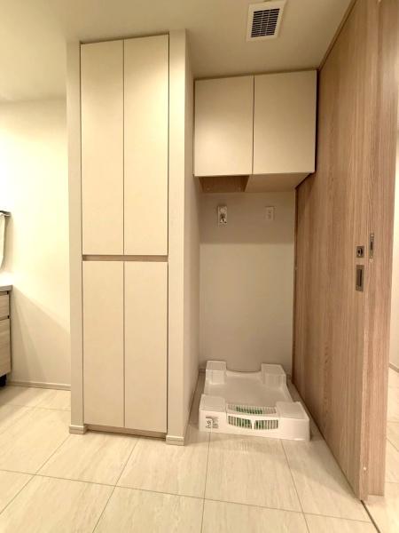 �����s�V�h��l�J4���ڂ̒��Ã}���V�����̐��ʑ�E���ʏ�