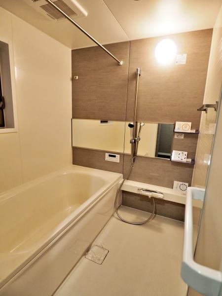 �����s���c�J���Α�5���ڂ̒��È�ˌ��Ă̗���