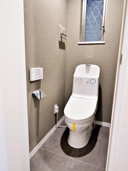 �����s���c�J���Α�5���ڂ̒��È�ˌ��Ẵg�C��