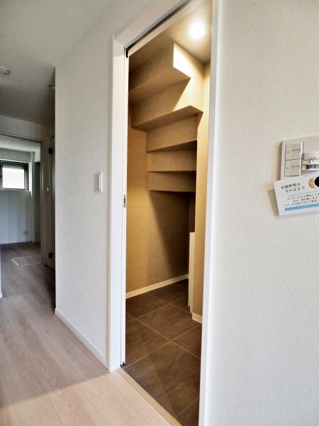 �����s���c�J���Α�5���ڂ̒��È�ˌ��Ă̂��̑�����