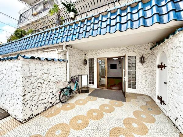 �����s���c�J�扜��1���ڂ̒��Ã}���V�����̃G���g�����X