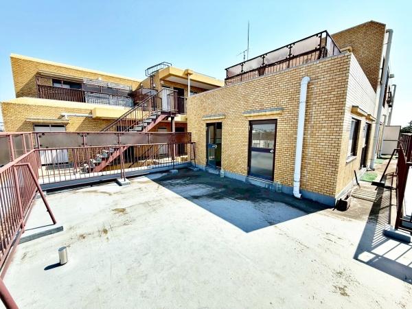 �����s������s���쒬5���ڂ̒��Ã}���V�����̃o���R�j�[