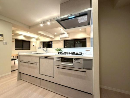 �����s�V�h�撆����3���ڂ̒��Ã}���V�����̃L�b�`��