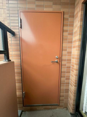 �����s�����q�s�z��̒��Ã}���V�����̃o���R�j�[