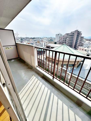 �����s�����q�s�q����1���ڂ̒��Ã}���V�����̃o���R�j�[