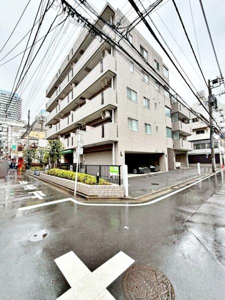 東京都中野区中野5丁目の中古マンションの現地外観写真