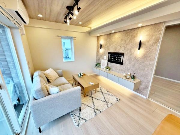 東京都中野区中野5丁目の中古マンションのリビング