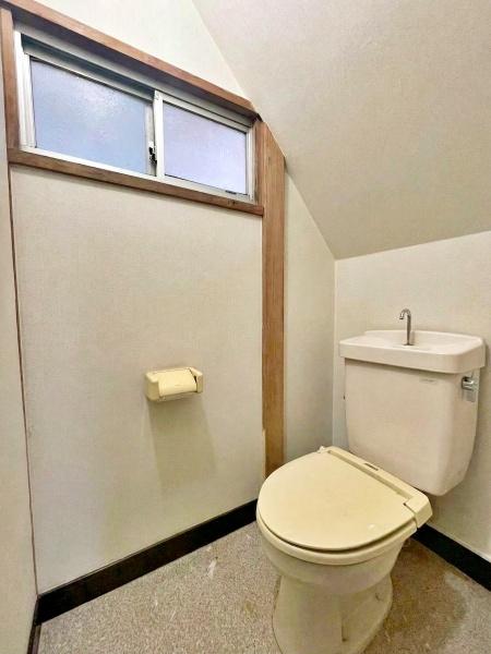 �����s�����q�s������̒��È�ˌ��Ẵg�C��