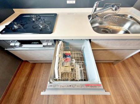 �����s������s���v��1���ڂ̒��Ã}���V�����̃L�b�`��