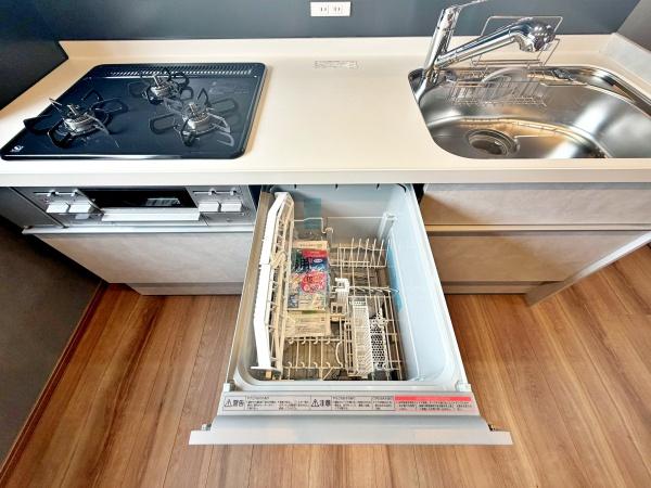 �����s������s���v��1���ڂ̒��Ã}���V�����̃L�b�`��