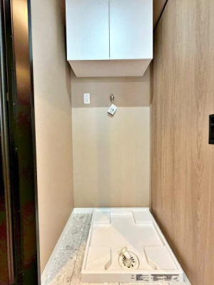 �����s���c�J�摾�q��1���ڂ̒��Ã}���V�����̐��ʑ�E���ʏ�