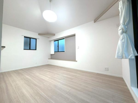 �����s���c�J��c�t�J6���ڂ̒��È�ˌ��Ẵ��r���O