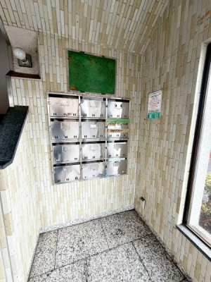 �����s���n�����3���ڂ̒��Ã}���V�����̃G���g�����X