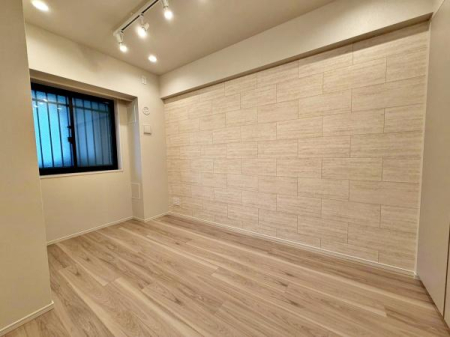 �����s�V�h�撆����1���ڂ̒��Ã}���V�����̃��r���O�ȊO�̋���