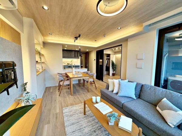 �����s�V�h�撆����1���ڂ̒��Ã}���V�����̃��r���O