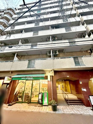 �����s���n�����4���ڂ̒��Ã}���V�����̌��n�O�ώʐ^