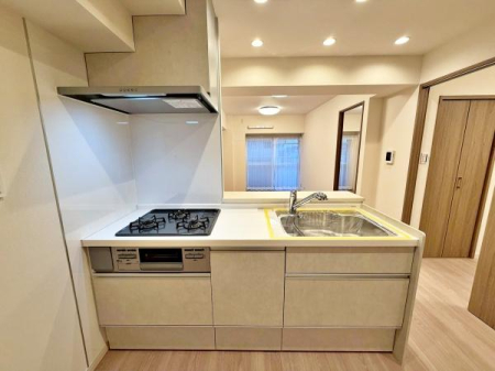 �����s���n�����4���ڂ̒��Ã}���V�����̃L�b�`��