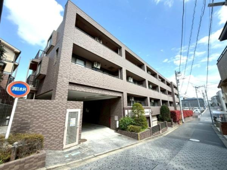 �����s���n�����3���ڂ̒��Ã}���V�����̌��n�O�ώʐ^