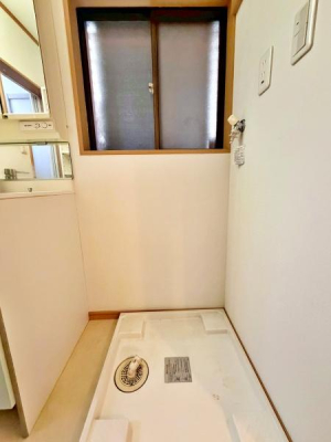 �����s�����搬�c��2���ڂ̒��È�ˌ��Ă̐��ʑ�E���ʏ�