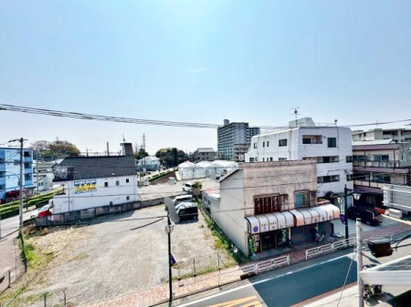 �����s�O��s�V��6���ڂ̒��Ã}���V�����̃o���R�j�[