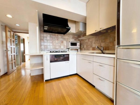 �����s�O��s�V��6���ڂ̒��Ã}���V�����̃L�b�`��