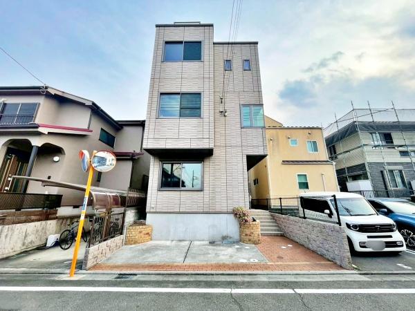 �����s�����q�s�䒬4���ڂ̒��È�ˌ��Ă̌��n�O�ώʐ^