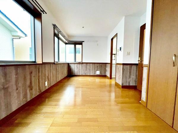 �����s�����q�s�䒬4���ڂ̒��È�ˌ��Ẵ��r���O