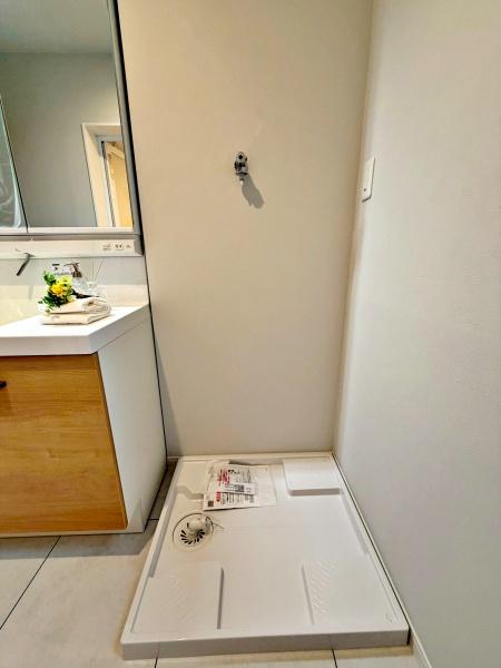 �����s�����扺�����2���ڂ̒��È�ˌ��Ă̐��ʑ�E���ʏ�