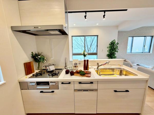 �����s�����扺�����2���ڂ̒��È�ˌ��ẴL�b�`��