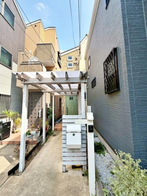 �����s���c�J��O�h2���ڂ̒��È�ˌ��Ă̌��n�O�ώʐ^