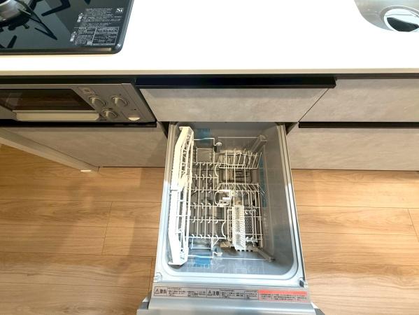 �����s���c�J���k��4���ڂ̒��Ã}���V�����̃L�b�`��