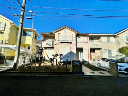 �����s�����q�s�v�ێR��2���ڂ̒��Ãe���X�n�E�X�̒��ԏ�